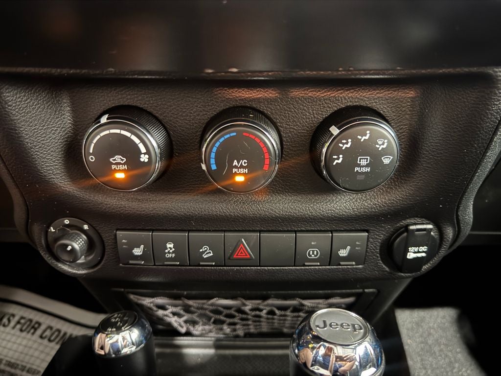 2017 Jeep Wrangler Unlimited Unlimited Sahara Winter Edition
