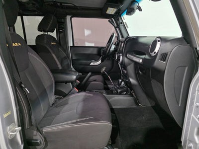 2013 Jeep Wrangler Unlimited Unlimited Sahara