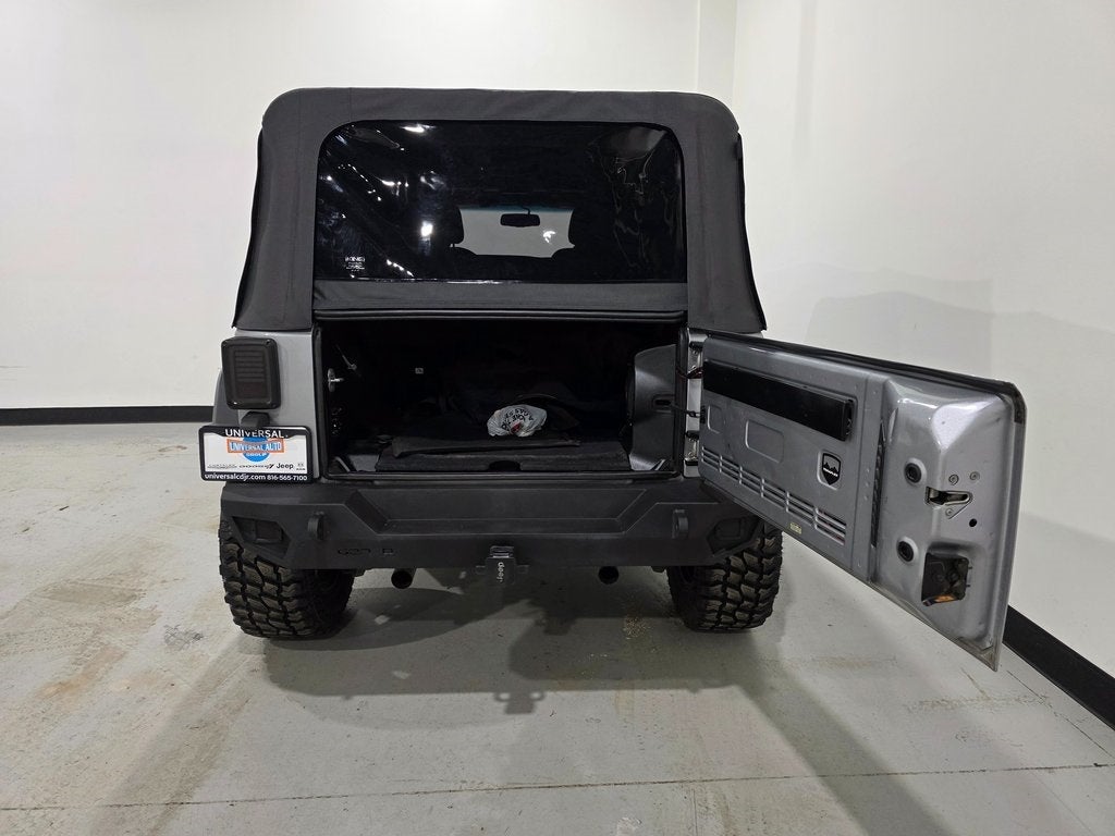 2013 Jeep Wrangler Unlimited Unlimited Sahara