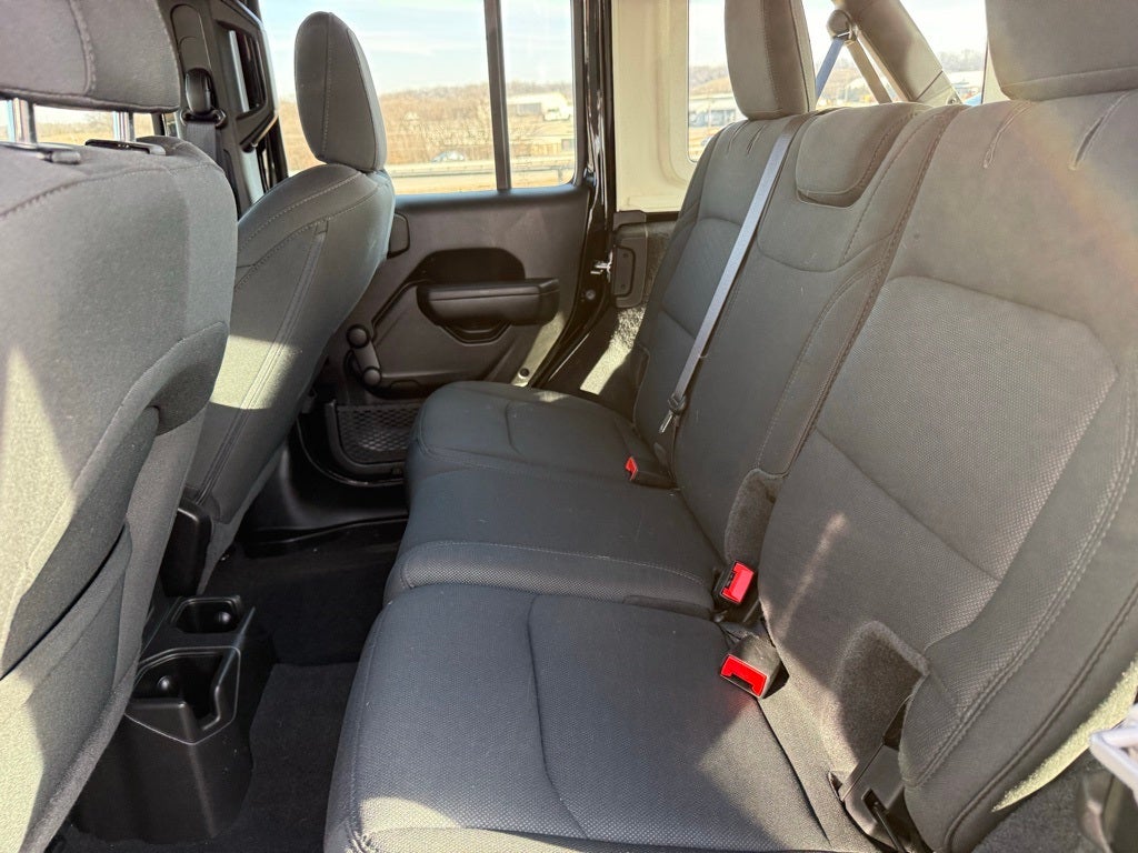 2022 Jeep Wrangler Unlimited Unlimited Sport