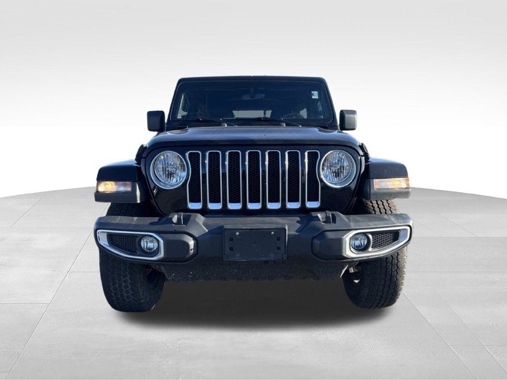 Used 2020 Jeep Wrangler Unlimited Sahara with VIN 1C4HJXEG9LW147594 for sale in Kansas City