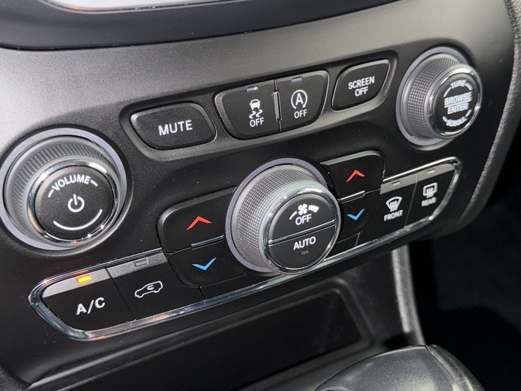 2022 Jeep Cherokee Trailhawk