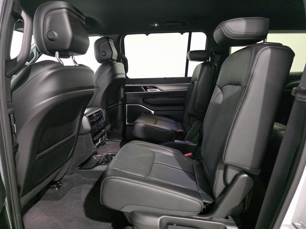 2025 Jeep Wagoneer Series II