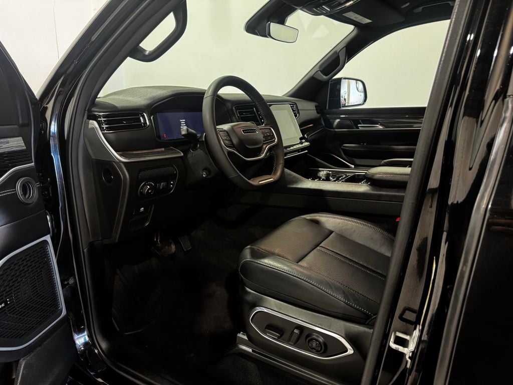 2022 Jeep Wagoneer Series II