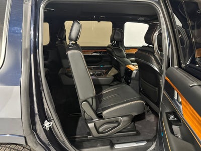 2022 Jeep Grand Wagoneer Series III