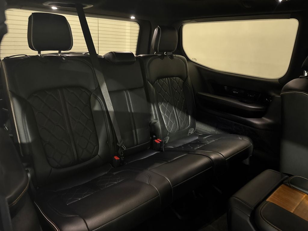 2022 Jeep Grand Wagoneer Series III