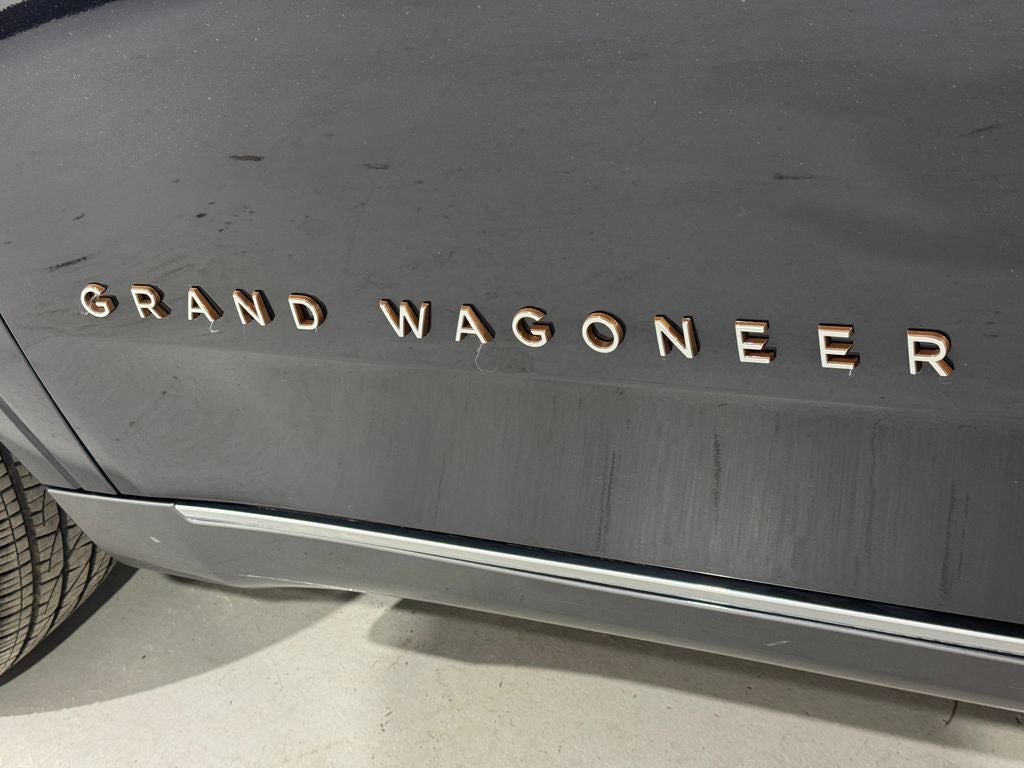 2022 Jeep Grand Wagoneer Series III