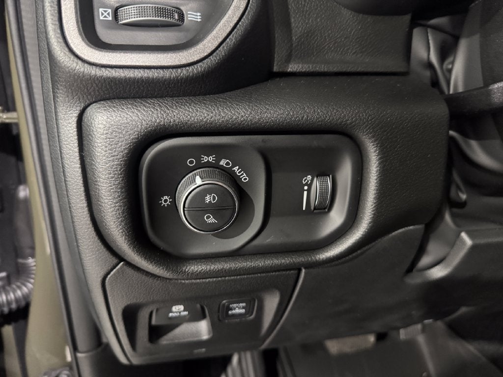 2027 RAM Ram 1500 Warlock