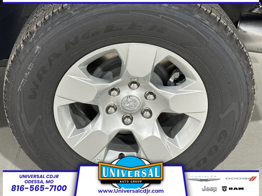 2025 RAM Ram 1500 Tradesman Chrome Package