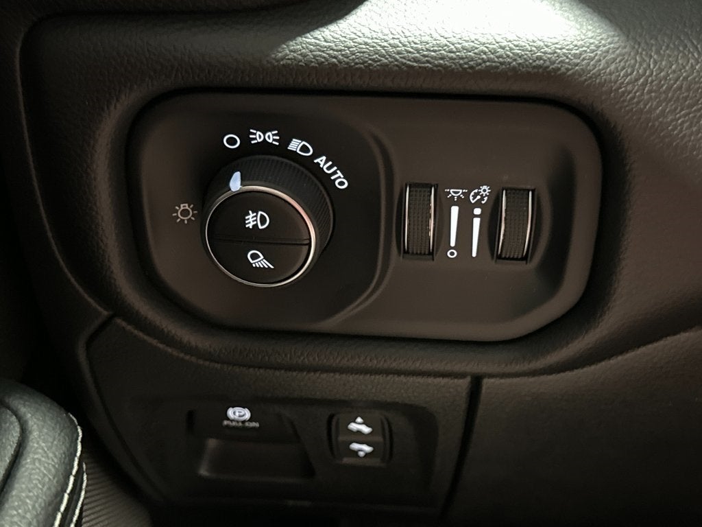 2025 RAM Ram 1500 Laramie