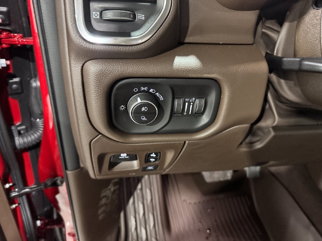 2027 RAM Ram 1500 Laramie