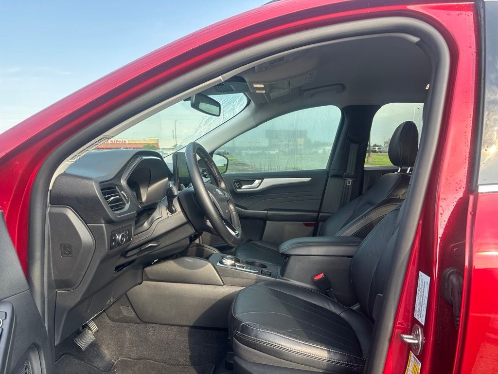 2026 Ford Escape Platinum