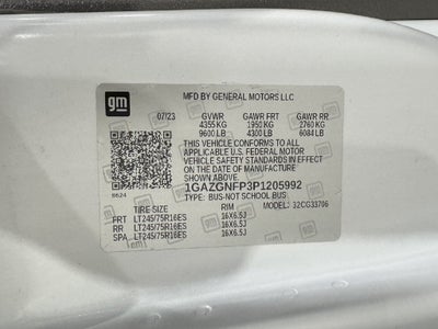 2023 Chevrolet Express Passenger LS Passenger