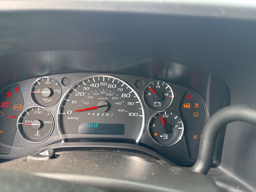 2025 Chevrolet Express Passenger LT Passenger