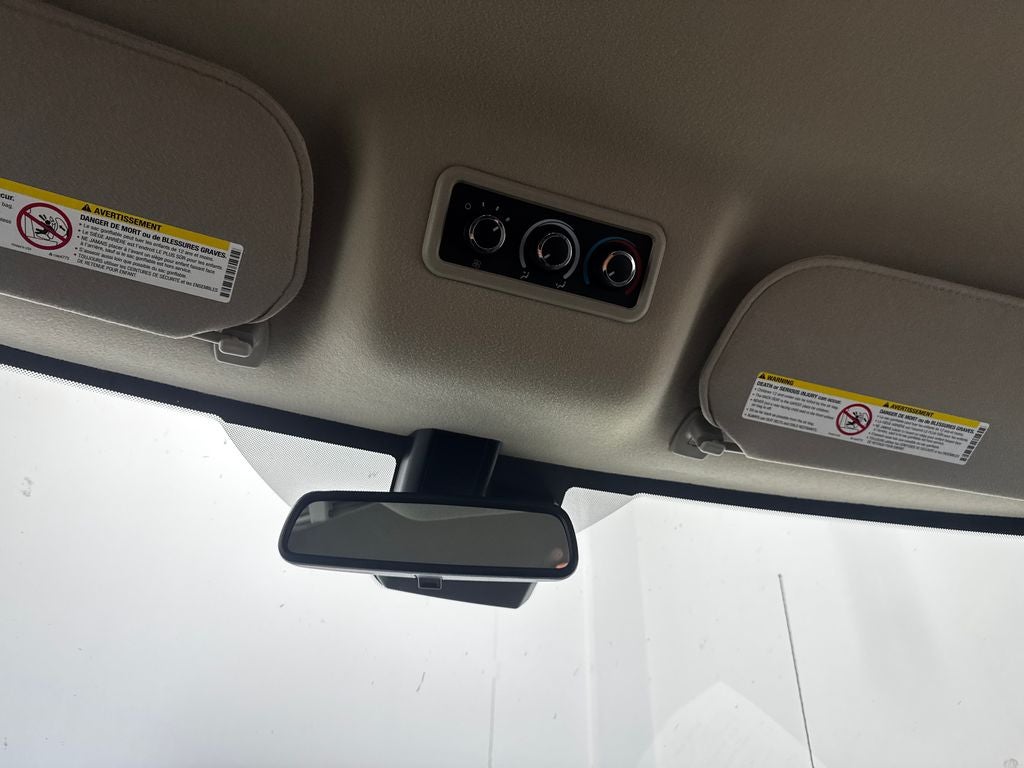 2025 Chevrolet Express Passenger LT Passenger
