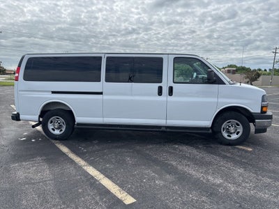 2025 Chevrolet Express Passenger LT Passenger