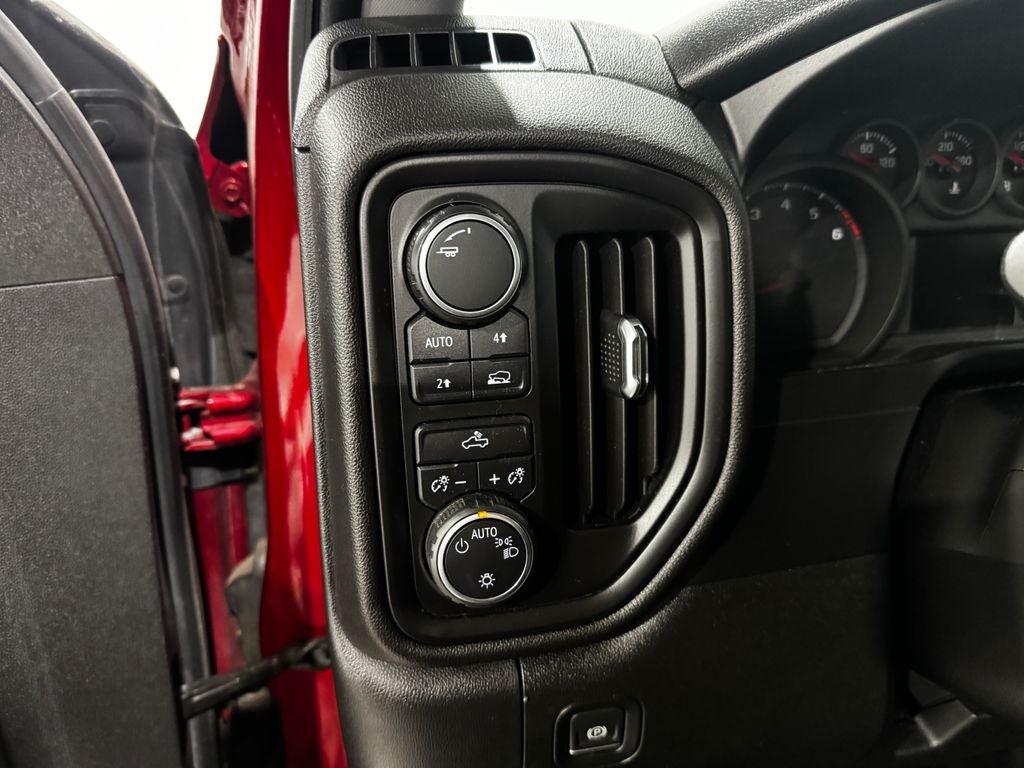 2019 Chevrolet Silverado 1500 Custom