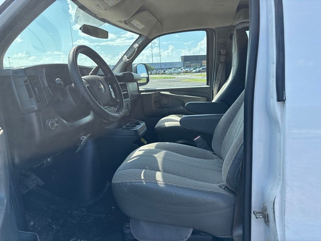 2014 Chevrolet Express 3500 Work Van Cargo