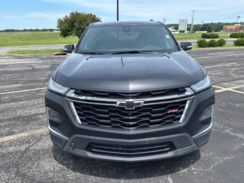 Used 2023 Chevrolet Traverse RS with VIN 1GNEVJKW6PJ311121 for sale in Kansas City