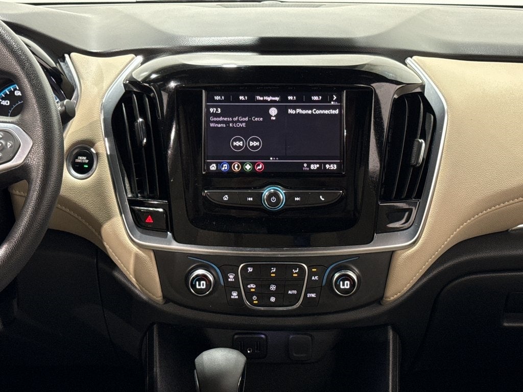 2022 Chevrolet Traverse LS