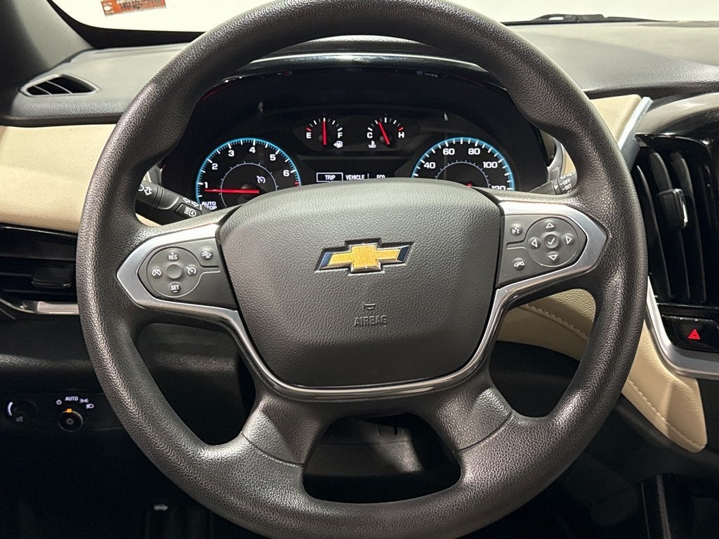 2022 Chevrolet Traverse LS