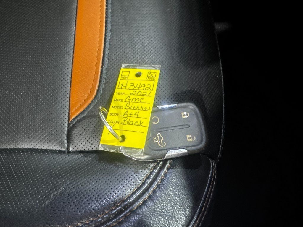 2021 GMC Sierra 1500 AT4