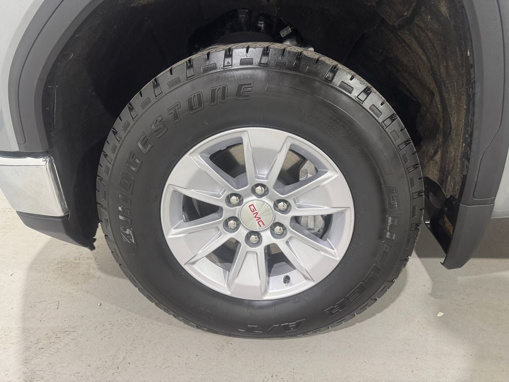 2025 GMC Sierra 1500 SLE