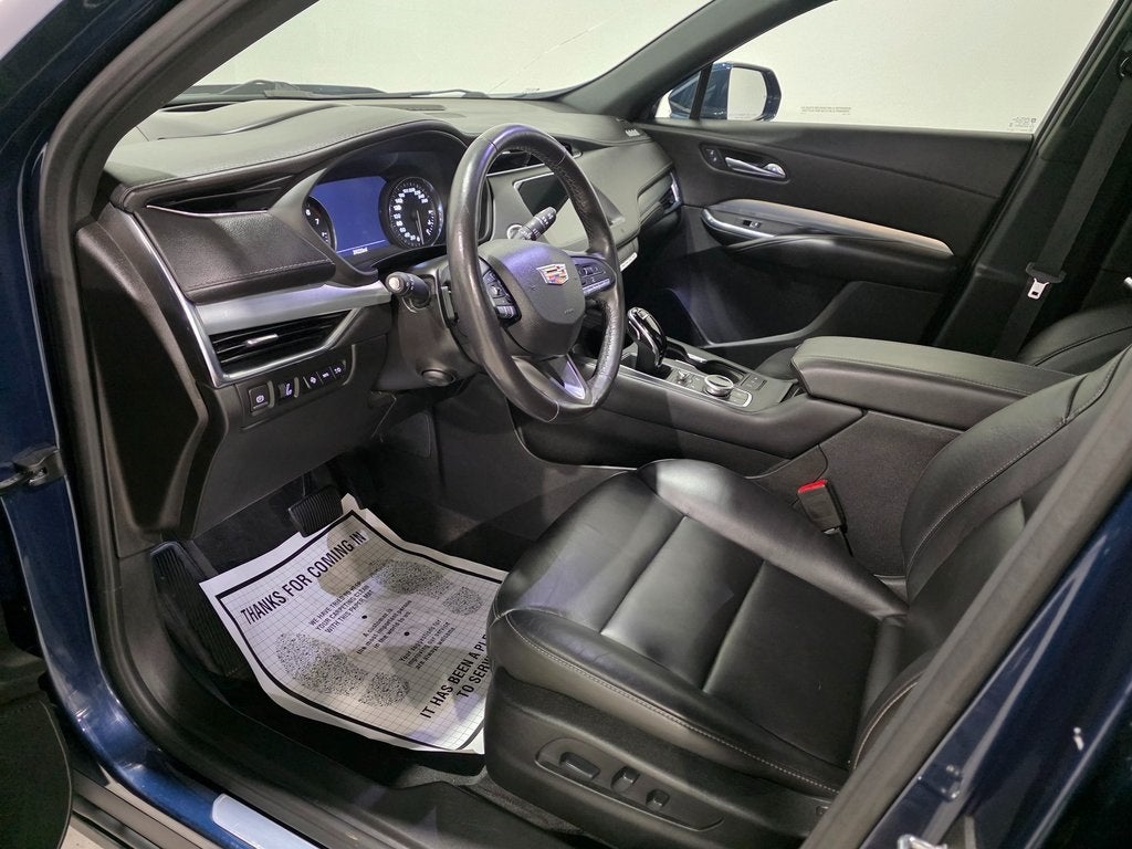 2020 Cadillac XT4 Premium Luxury