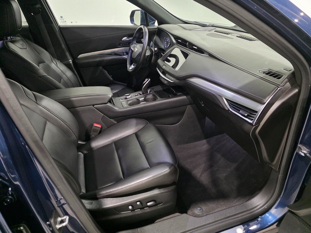 2020 Cadillac XT4 Premium Luxury