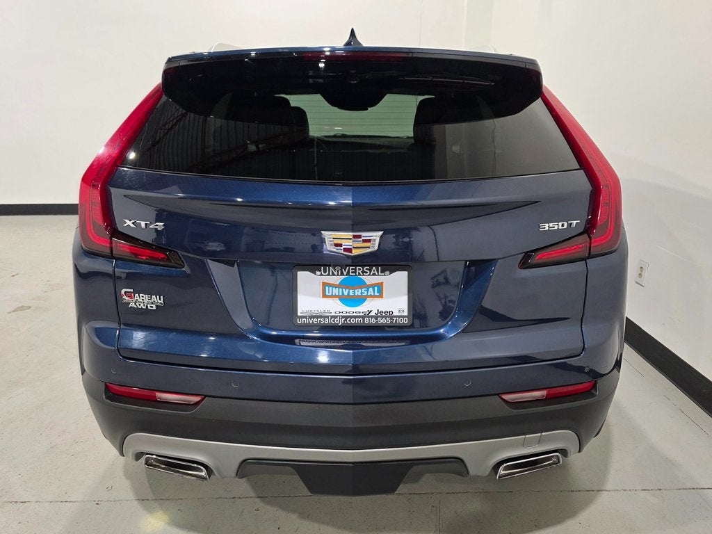 2020 Cadillac XT4 Premium Luxury