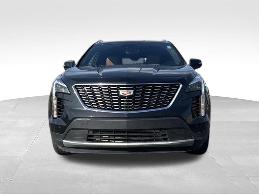 Used 2022 Cadillac XT4 Luxury with VIN 1GYFZDR46NF121515 for sale in Kansas City