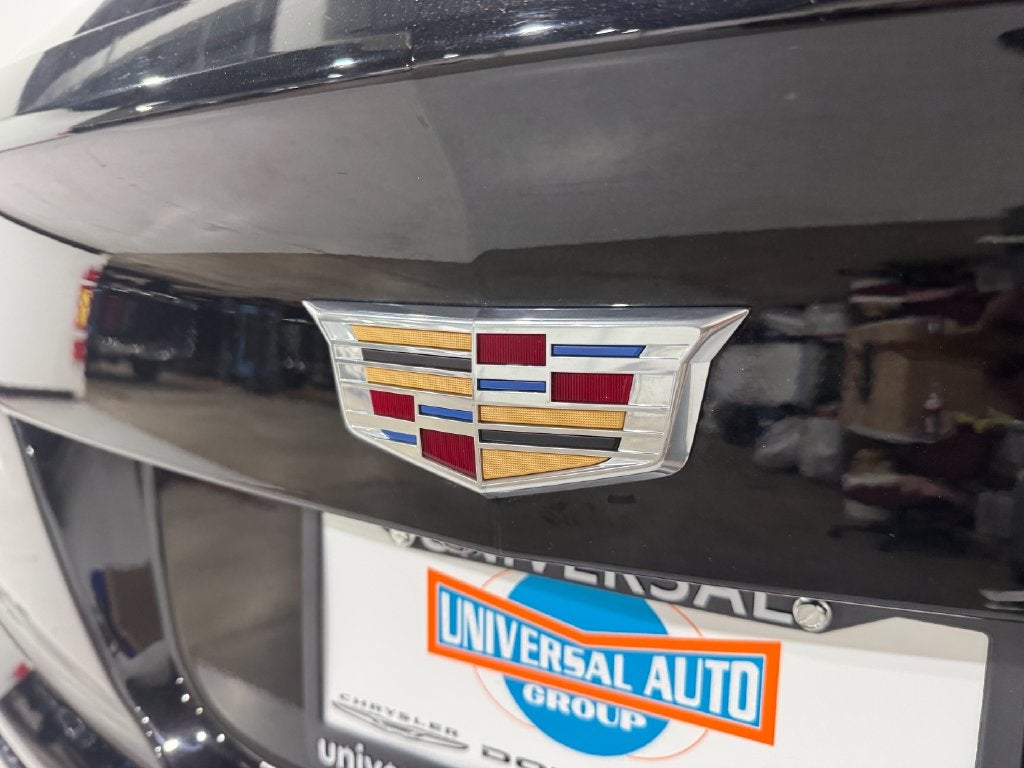 2022 Cadillac XT4 Premium Luxury