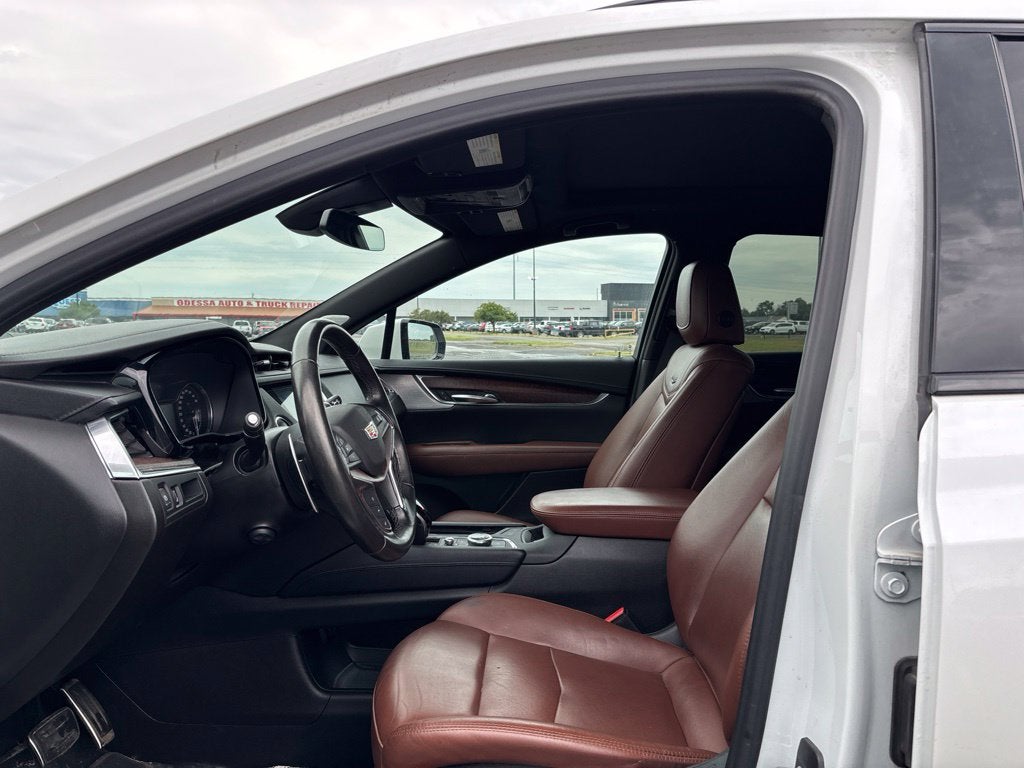 2022 Cadillac XT5 Sport
