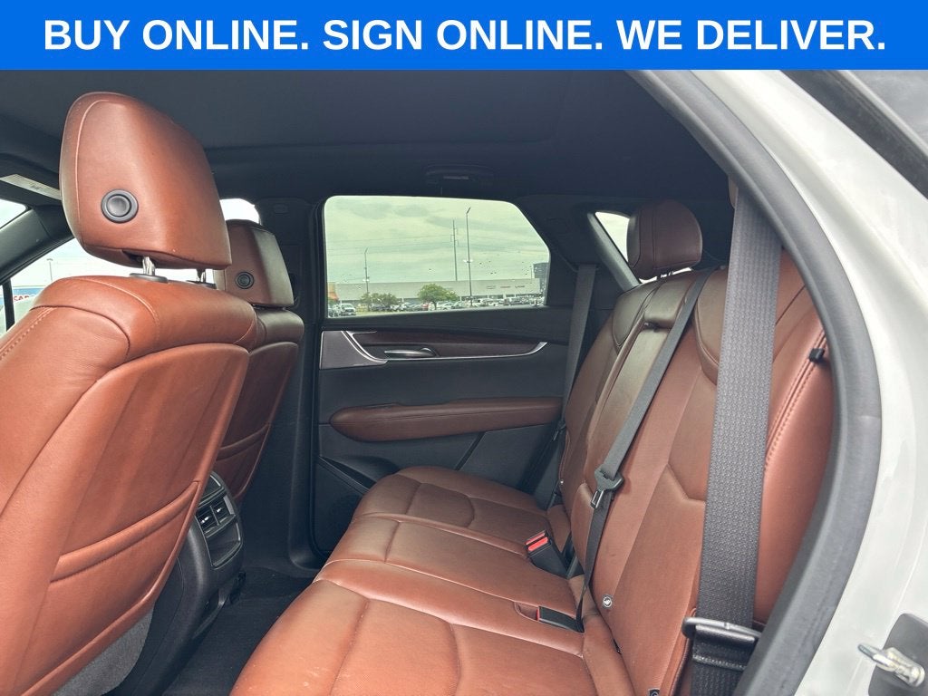 2022 Cadillac XT5 Sport