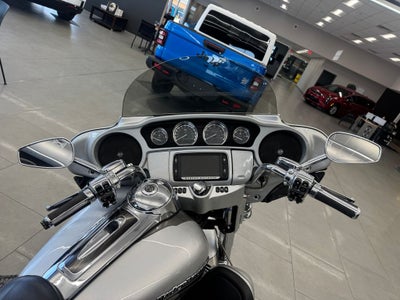 2017 Harley Davidson Ultra Limited CVO