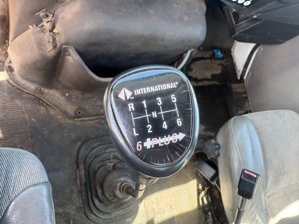 1998 International 4700 Base