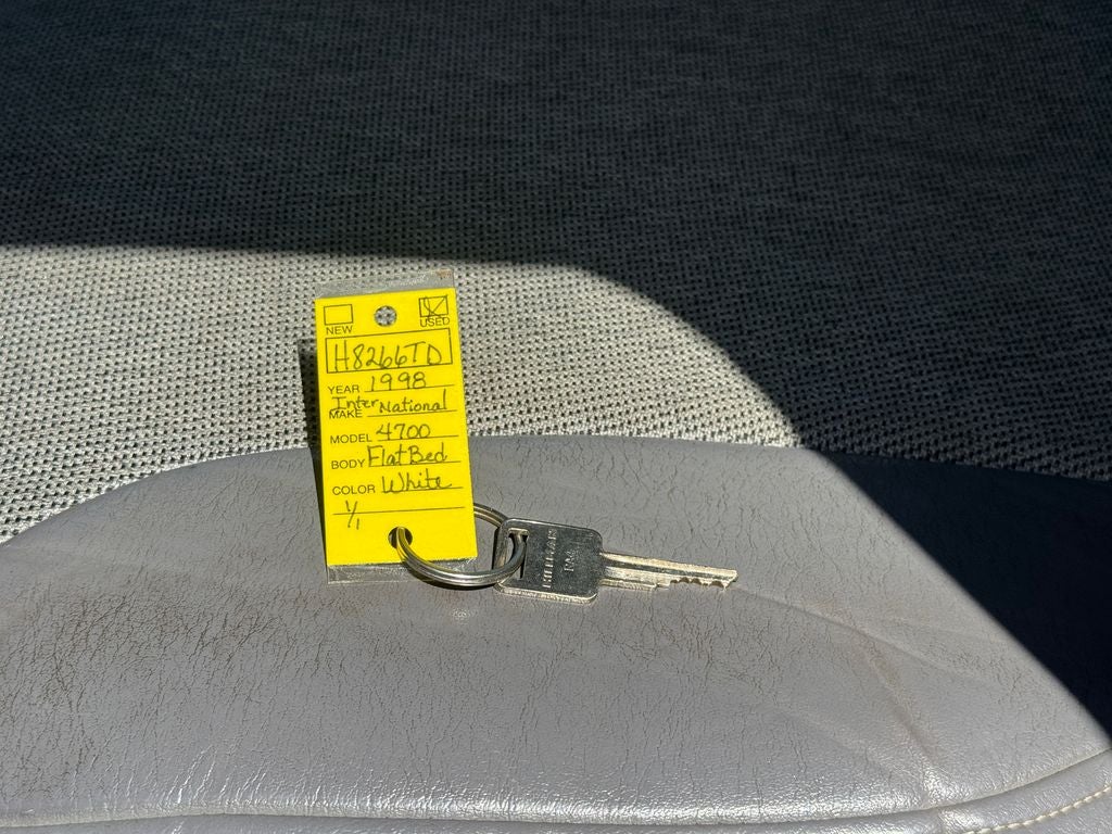 1998 International 4700 Base