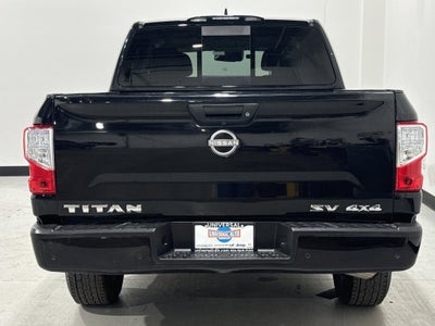 2023 Nissan TITAN SV