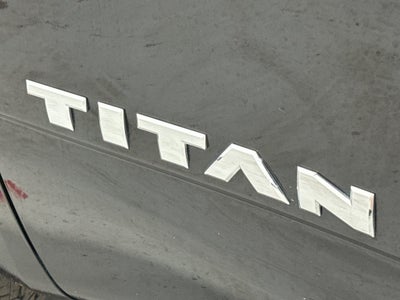 2023 Nissan TITAN SV