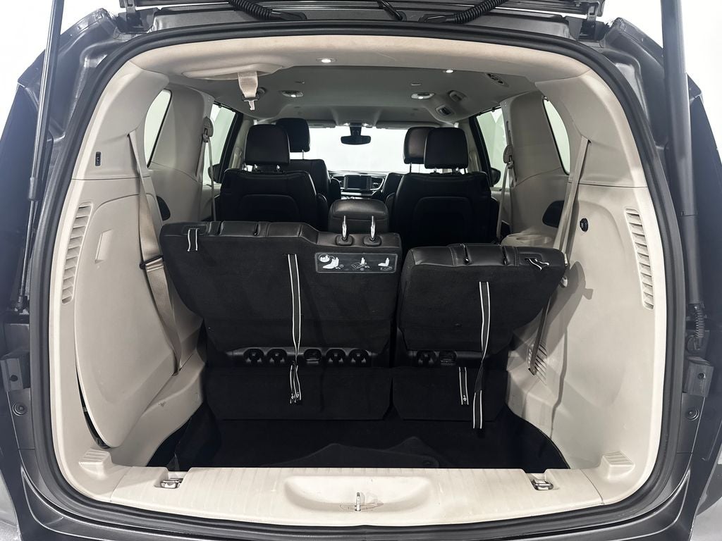 2020 Chrysler Pacifica Touring L