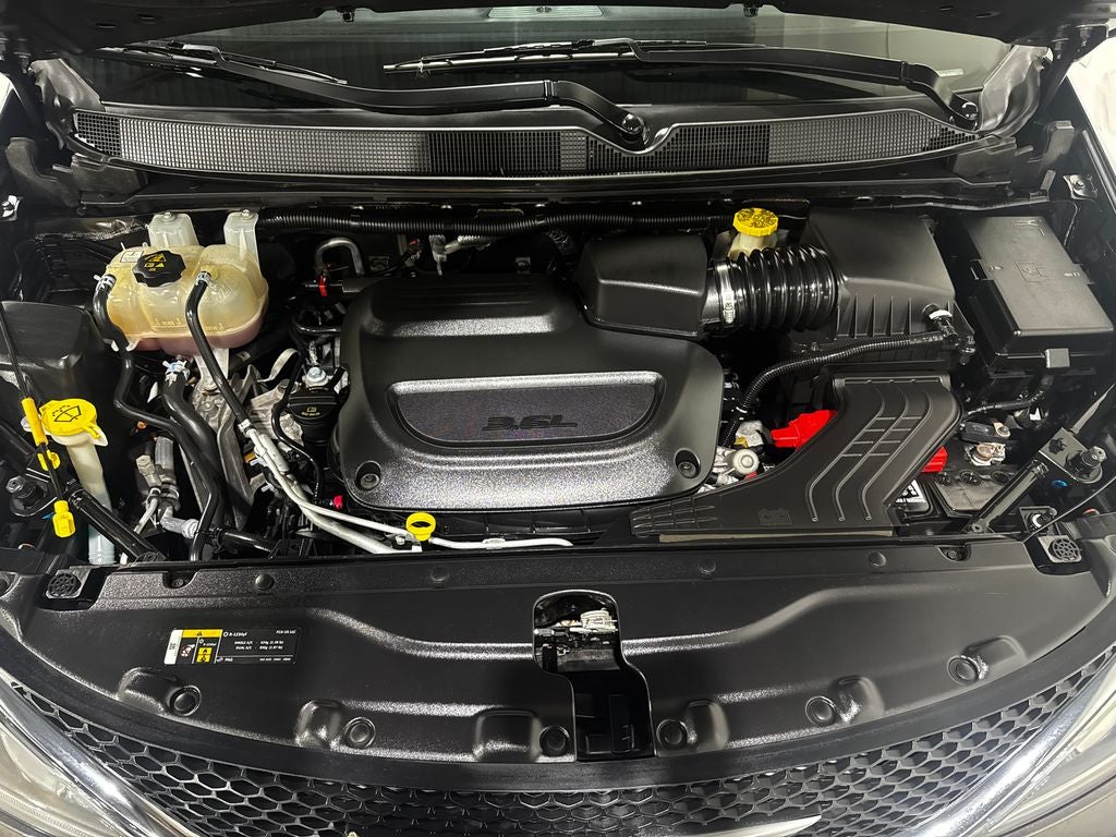 2020 Chrysler Pacifica Touring L