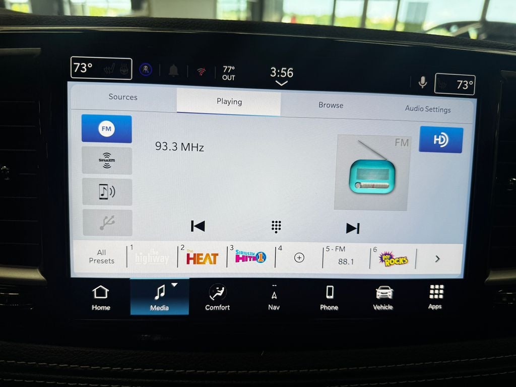 2027 Chrysler Pacifica Select