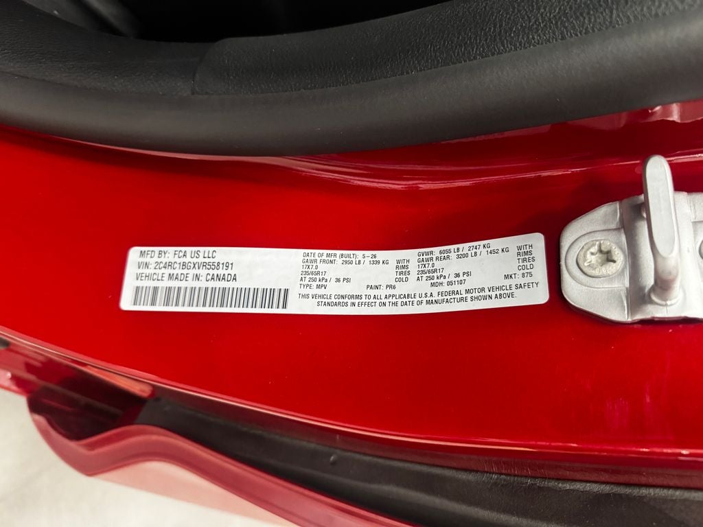 2027 Chrysler Pacifica Select