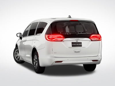 2027 Chrysler Pacifica LX