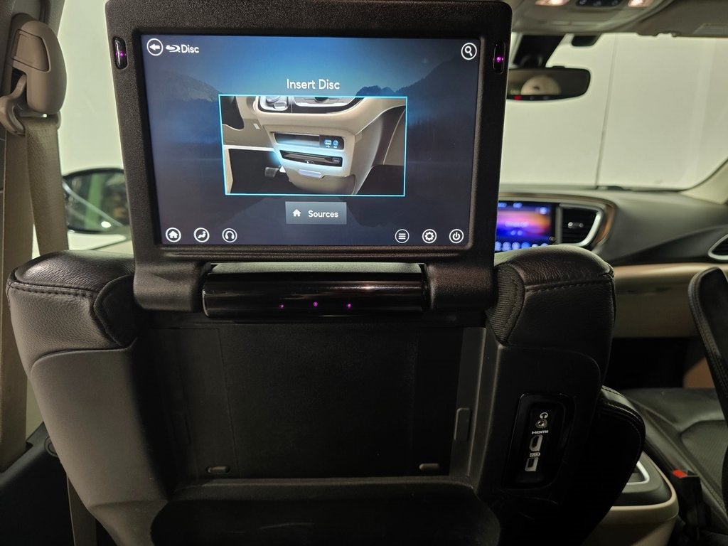 2017 Chrysler Pacifica Touring L Plus