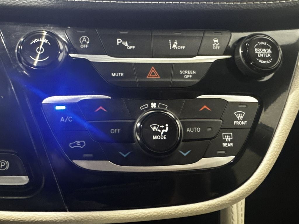 2024 Chrysler Pacifica Limited