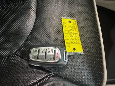 2023 Chrysler Pacifica Limited