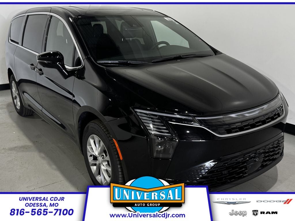 2027 Chrysler Pacifica Select