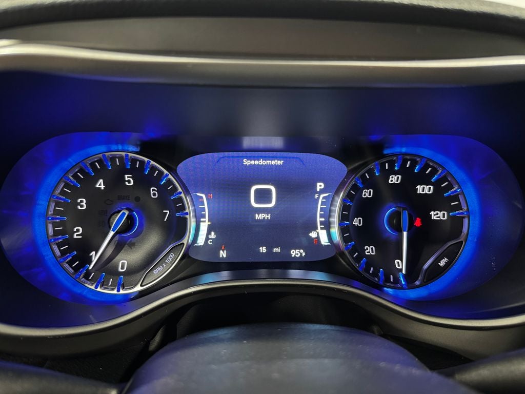 2027 Chrysler Pacifica Select