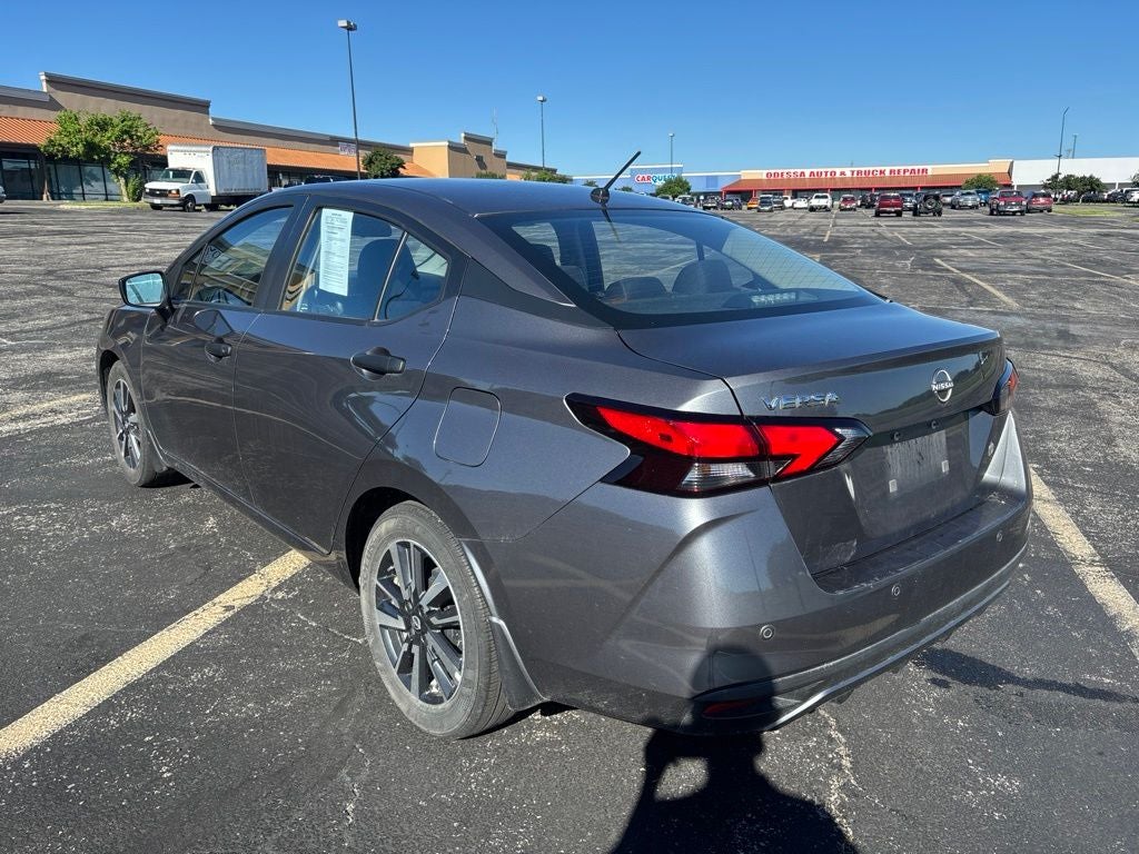 2024 Nissan Versa 1.6 S